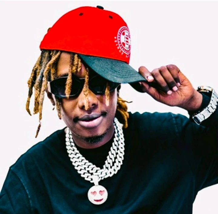 Ki Uganda Kinyuma Ft All Stars - Feffe Bussi